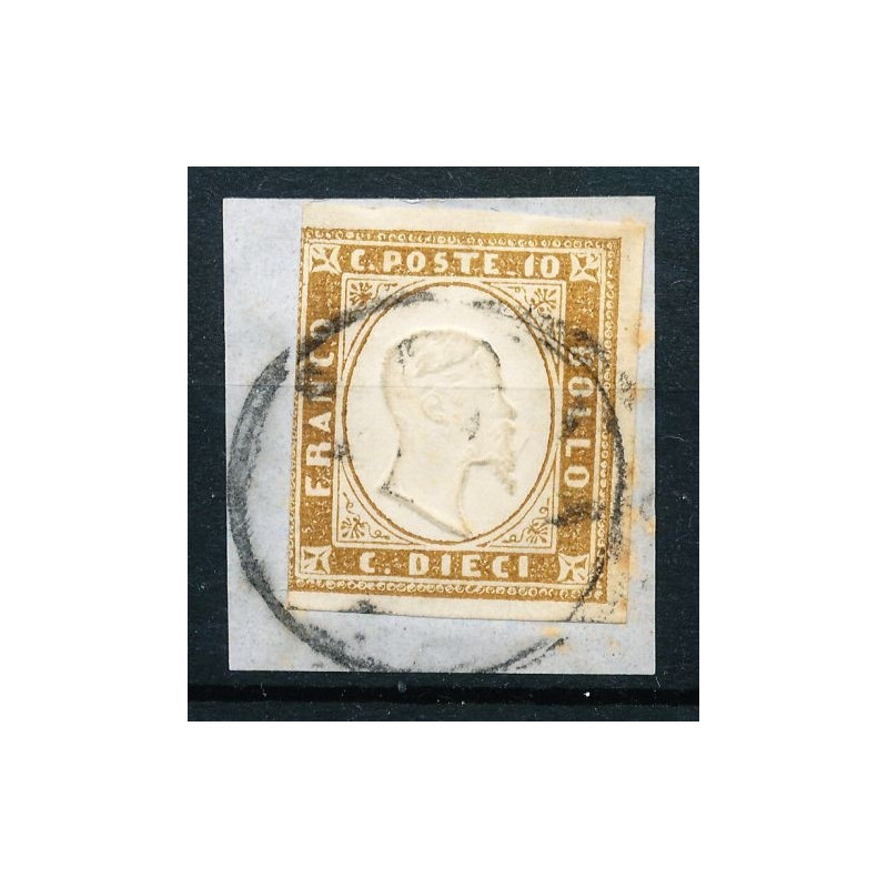 1861 SARDEGNA 10 c. BRUNO CIOCCOLATO CHIARO n.14Ck SU FRAMMENTO TR....