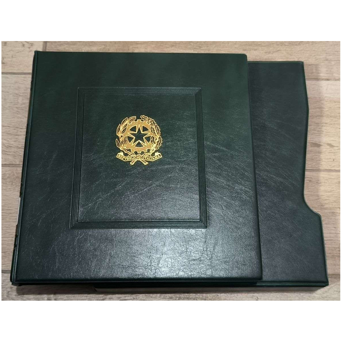 COLLEZIONE REPUBBLICA SU MARINI 1961/80 - OTTIMO STATO COME FOTO IN... COLLEZIONE REPUBBLICA SU MARINI 1961/80 - OTTIMO STATO COME FOTO IN...